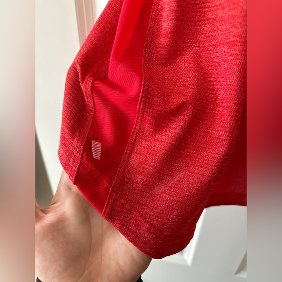 COPY - Lululemon Run Off-Route Tank Heathered True Red / True Red - Picture 2 of 16